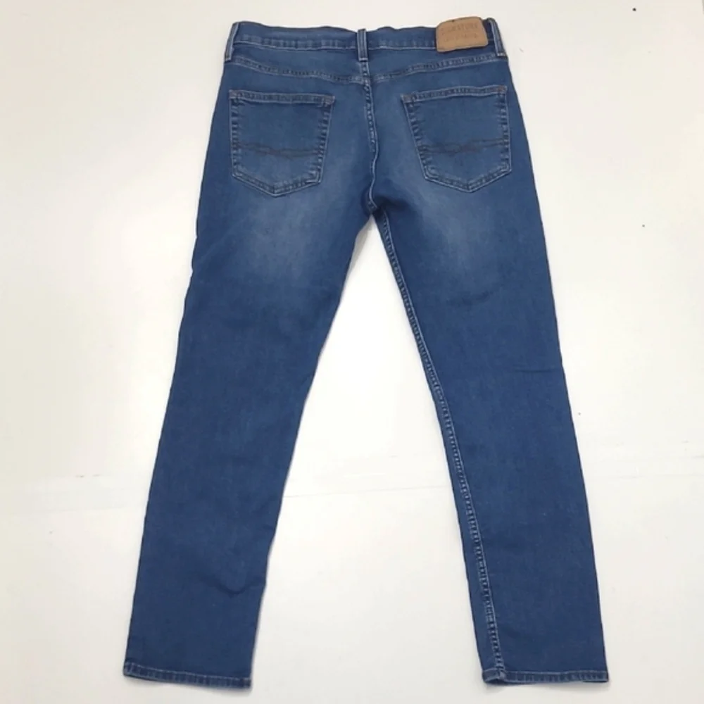 Levis sleek stylish